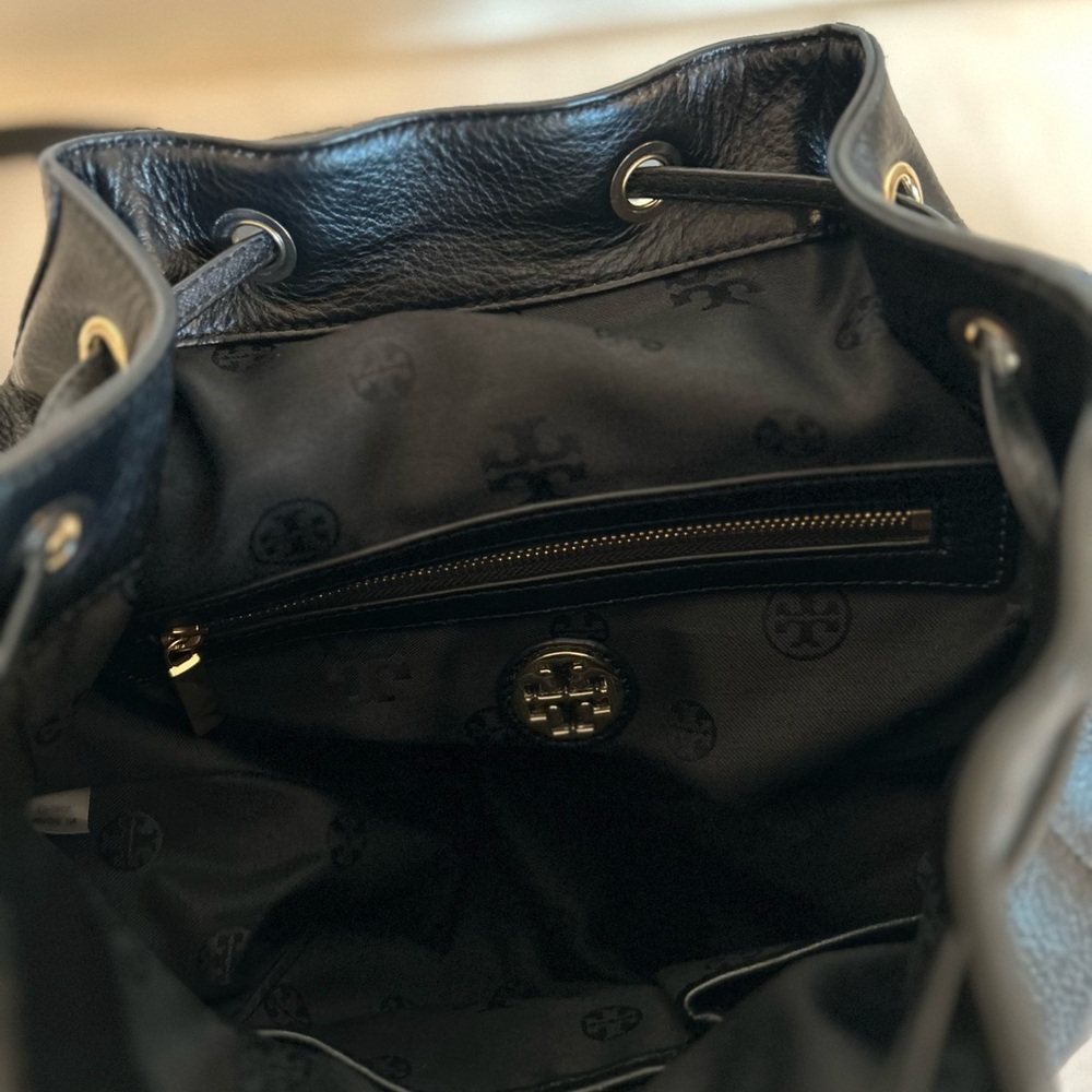 Tory Burch Black Leather Logo Drawstring Backpack - Picture 14 of 16